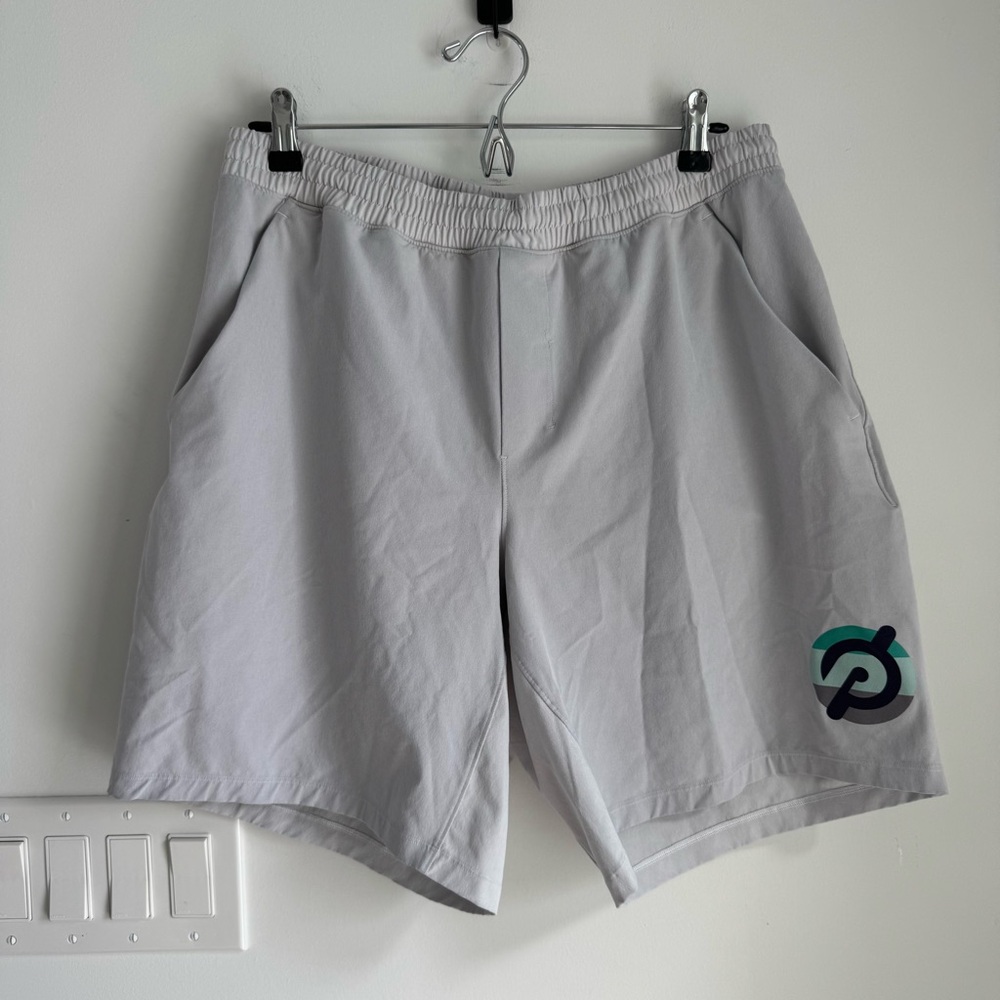 Peloton X Lululemon Shorts Men Size‎ XL Gray Active Lightweight